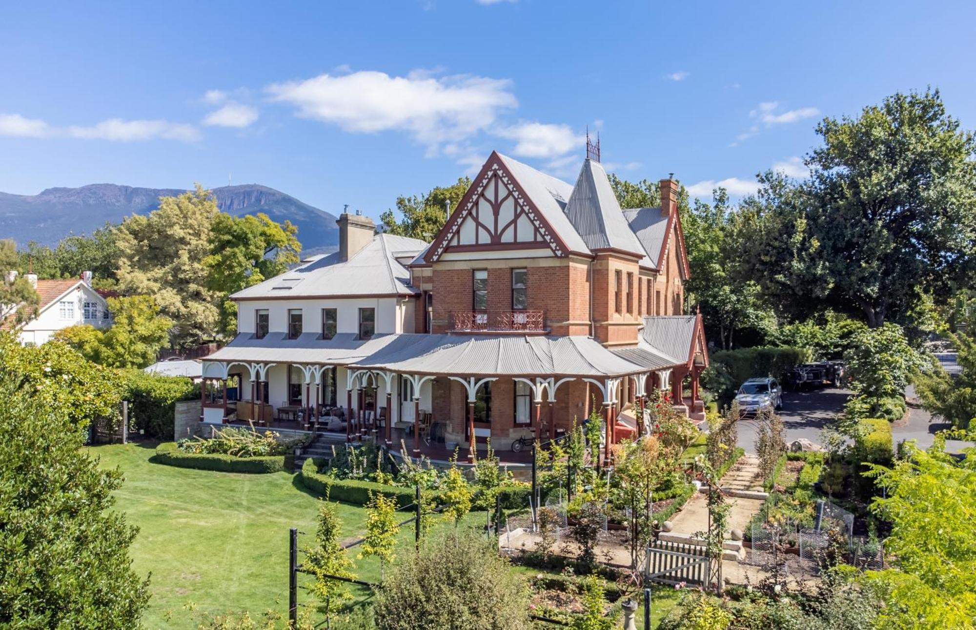 Old Bishop'S Quarters Heritage, Modern & Unique Accommodation Hobart Luaran gambar